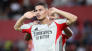 Ivanovic celebra golo marcado em Vila das Aves