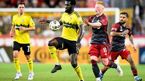 Derrick Jones em ação