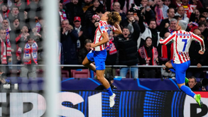 Llorente e Griezmann festejam golo frente ao Tottenham