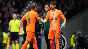 O momento em que Kinsky foi substituído aos 17' para dar lugar a Vicario