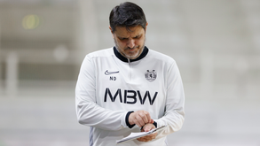 Nuno Dias desiludido com a derrota diante do grande rival