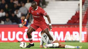 Buatu joga pelo Gil Vicente, após renovação até 2028.
