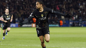 Liverpool tem princípio de acordo com o PSG por Barcola: transferência pode chegar aos 140 milhões