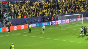 O agradecimento aos adeptos e o pedido de calma de Nuno Santos: os momentos finais do Bodo/Glimt-Sporting