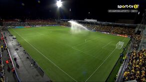 Estádio Aspmyra recebe rega noturna para Champions com apoio de adeptos