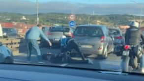 Suspeitos em fuga abalroam PSP na Ponte 25 de Abril e acabam intercetados: momento foi filmado