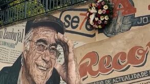 Mário Zambujal homenageado em mural com referência a Record