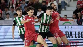 Duelo entre Eléctrico e Benfica