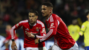 Ivanovic festeja o golo marcado ao Arouca