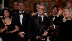 «Vocês são o coração deste filme»: Paul Thomas Anderson agradece ao elenco pelo Óscar de Melhor Filme