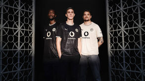 Borussia Dortmund assinala centenário do Stadion Rote Erde com equipamento especial