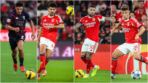 Castigos  de Dedic e António Silva  deixam o Special One mais  limitado e prestes a estrear  uma linha recuada que  ainda não jogou junta