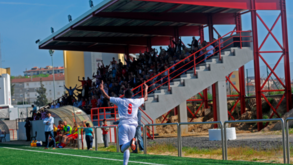 Barreirense penalizado após jogo interrompido por falta de segurança