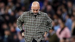 Guardiola reage à expulsão de Bernardo Silva e pede igualdade de condições no jogo