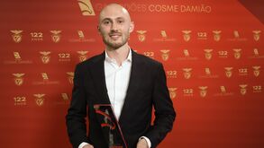 Aursnes distinguido como Futebolista do Ano