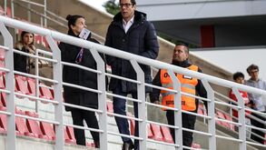 Rui Costa no Seixal a assistir ao duelo da equipa feminina do Benfica frente ao Sp. Braga