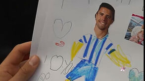 FC Porto celebra Dia do Pai com surpresa aos jogadores e houve lágrimas no balneário