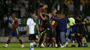 Festa dos jogadores do Alverca após baterem o Sporting em 2019