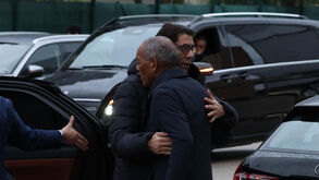 Rui Costa, José Mourinho, Emilio Butragueño e antigos jogadores no velório de Silvino 