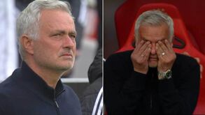 José Mourinho chora durante o minuto de silêncio em homenagem a Silvino no Benfica-V. Guimarães