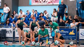 Equipa feminina de polo aquático do Fluvial Portuense