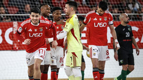 Águias seguem no topo da classificação 