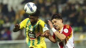 Duelo no Tondela-AVS