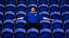 Carlo Di Benedetto renova com FC Porto até 2030