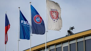 Rep. Checa abalada por escândalo de manipulação de resultados