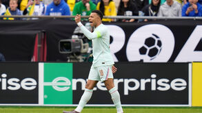 Mbappé a festejar golo frente ao Brasil