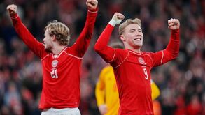 Bah, Hjulmand e Froholdt celebram vitória da Dinamarca contra Macedónia do Norte