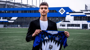 Andrej Vasiljevic apresentado no Hamburgo