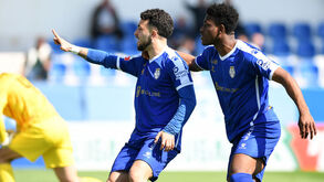 Jonny Arriba a festejar golo marcado ao Sporting B