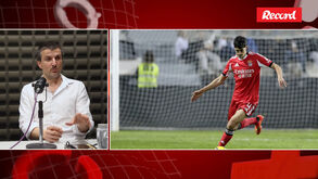 «É um ato de gestão danosa do Benfica não ter apresentado uma proposta de renovação a António Silva»