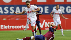 Jordan van der Gaag sofre lesão grave num joelho e não joga mais esta época