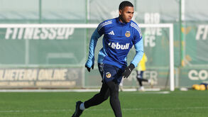 Rafael Lobato no treino do Rio Ave