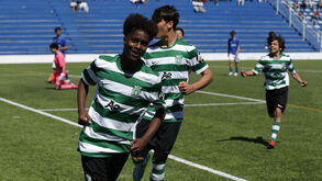 Jogadores do Sporting fazem a festa frente ao Belenenses