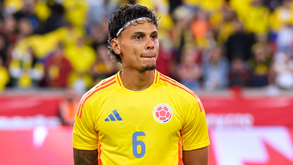 Richard Ríos com a camisola da seleção colombiana