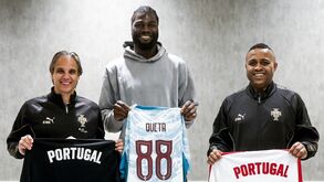 Neemias Queta com Nuno Gomes e Jorge Andrade