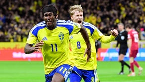 Elanga festeja golo marcado à Polónia