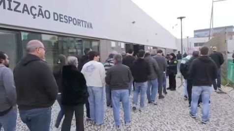 Dia de todas as decisões no Sporting: sócios já começaram a votar para eleger presidente do clube