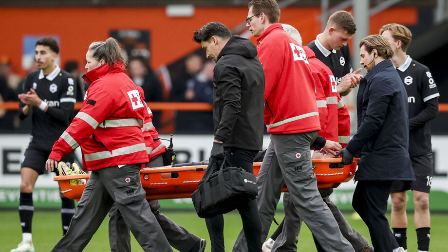 Stije Resink saiu de maca