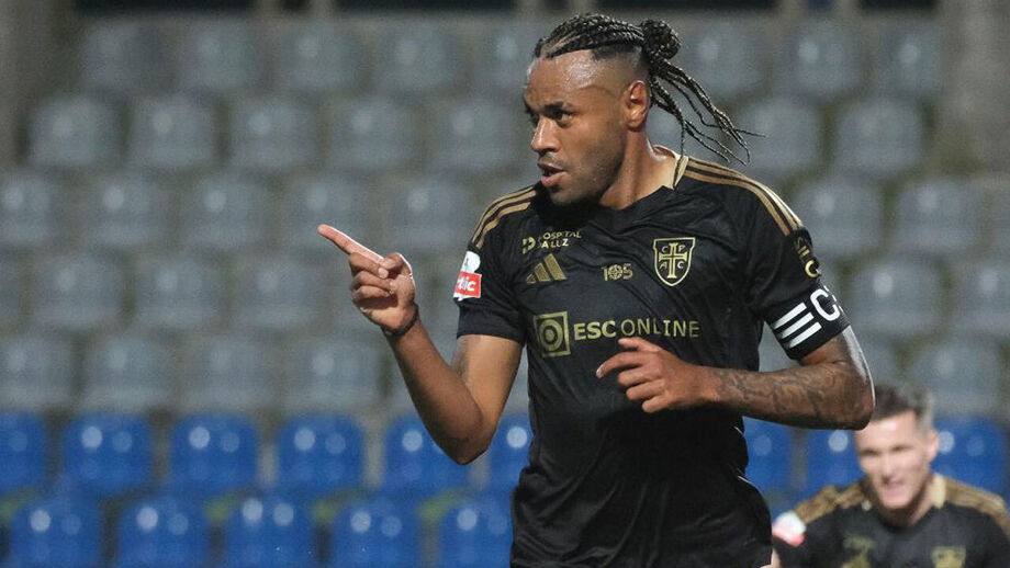 Cassiano é titular habitual no Casa Pia