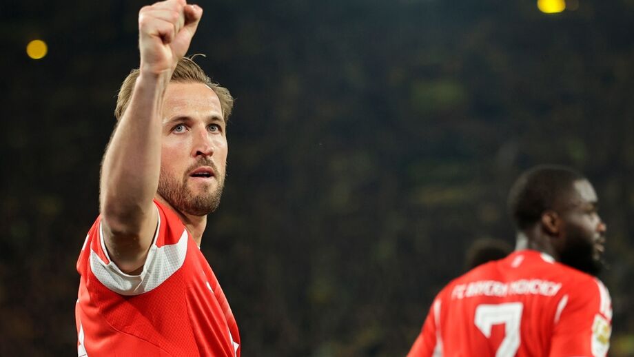 Harry Kane celebra renovação com o Bayern Munique