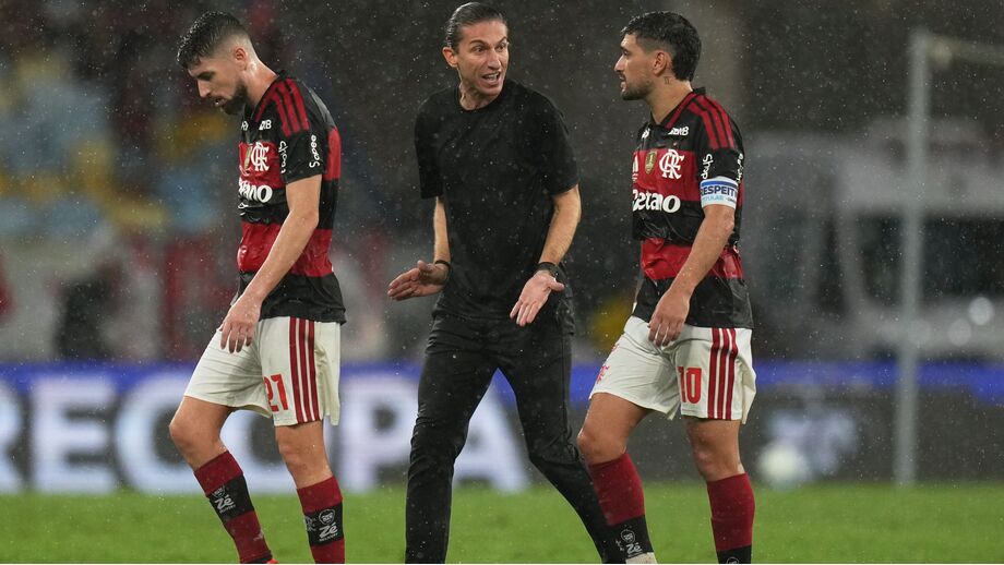 Imprensa brasileira diz que eram vários os jogadores que não apreciavam os métodos do treinador