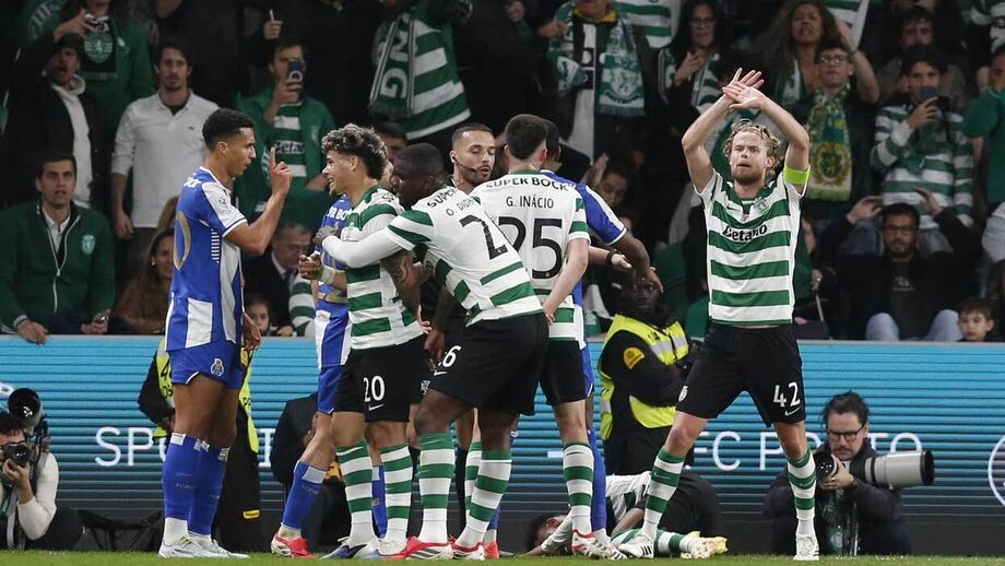 Sporting reclamou de uma expulsão perdoada a Alberto Costa