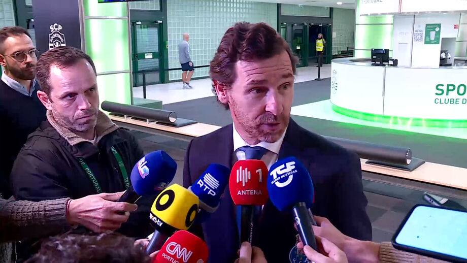 Presidente do FC Porto no final do jogo com o Sporting em Alvalade