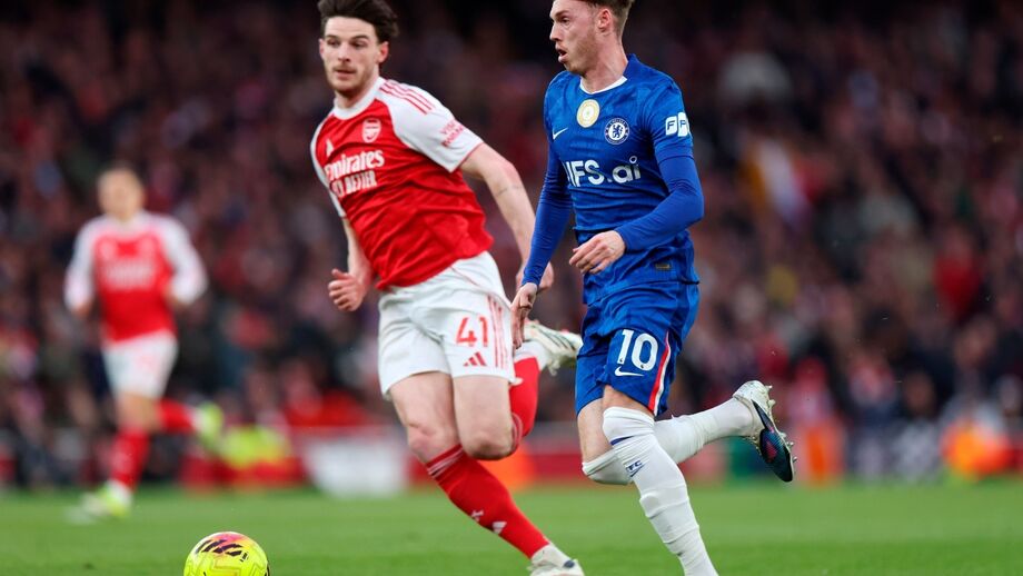 Mikel pede a Rosenior para Cole Palmer jogar a número 10