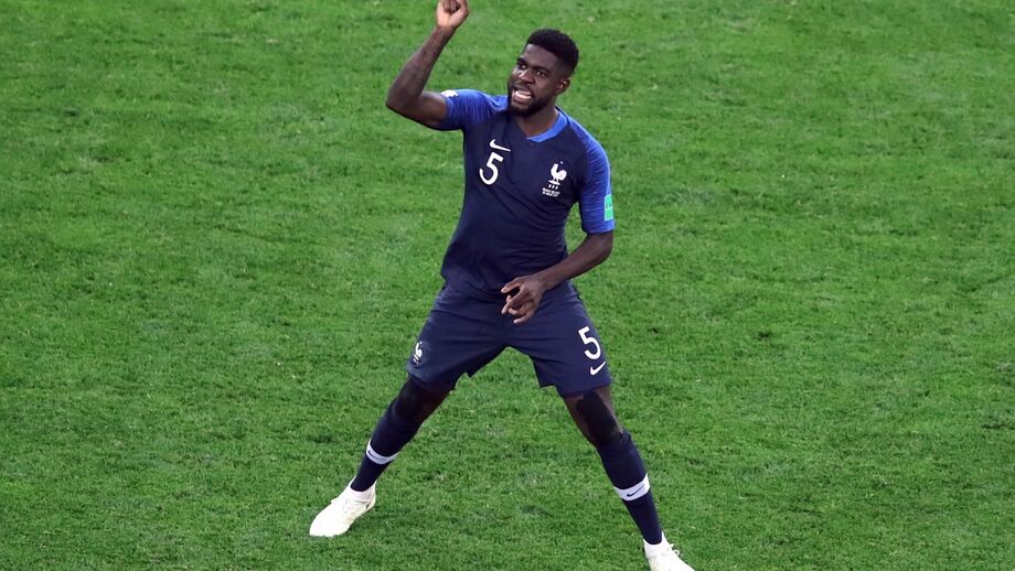 Umtiti recorda momentos com Messi durante jogo em Camp Nou