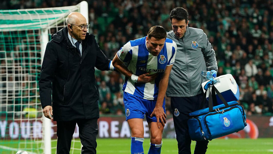 Bednarek lesionou-se no Sporting-FC Porto
